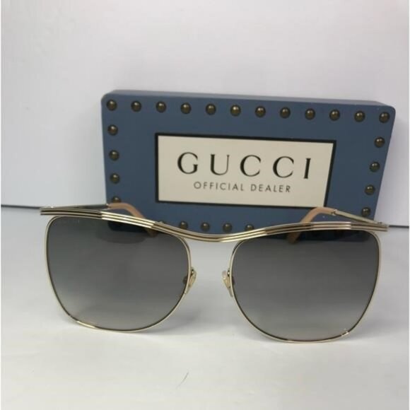 New Authentic Gucci Grey Square Ladies Sunglasses GG0820S 001 63 Made in Italy